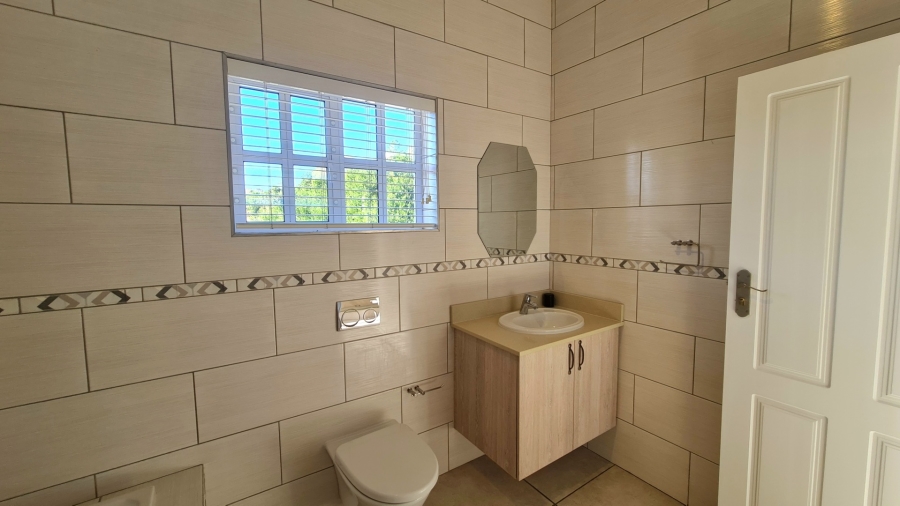 5 Bedroom Property for Sale in The Village Western Cape